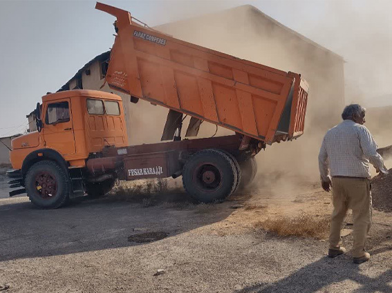 برخورد با تخلفات آبی در اشتهارد؛ انسداد ۴۹ حلقه چاه غیرمجاز و توقیف ادوات حفاری